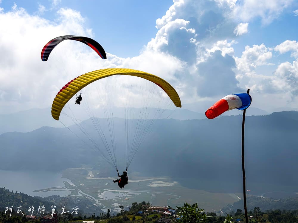 【尼泊爾】波卡拉滑翔翼 Paragliding｜滑翔傘價格、預訂方式與飛行體驗全記錄