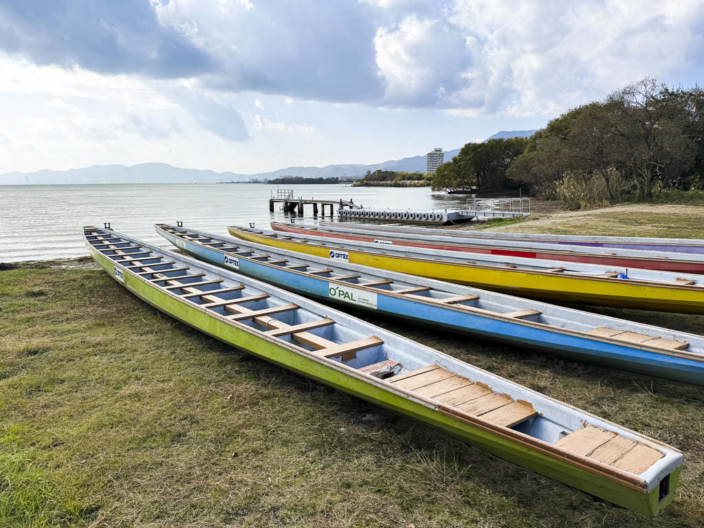 圖5 前往附近的水上活動公司「Opal」，行程不僅提供龍舟、獨木舟、皮划艇、SUP 立式槳板和水上充氣滾筒等